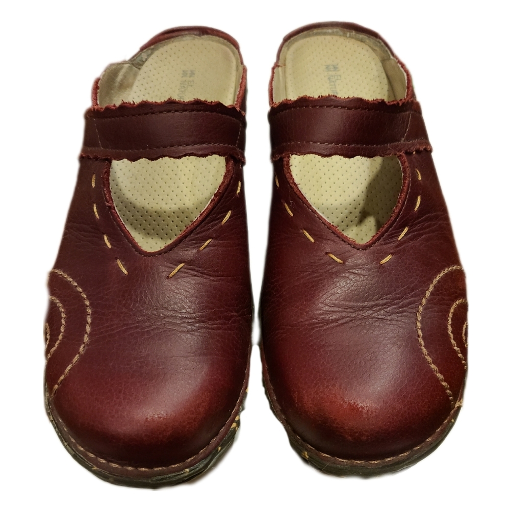 Shoes- El Naturalista Clogs